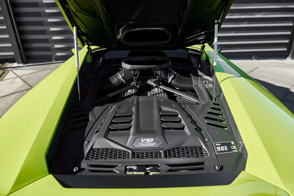 Used 2024 Lamborghini Huracan Sterrato image 27