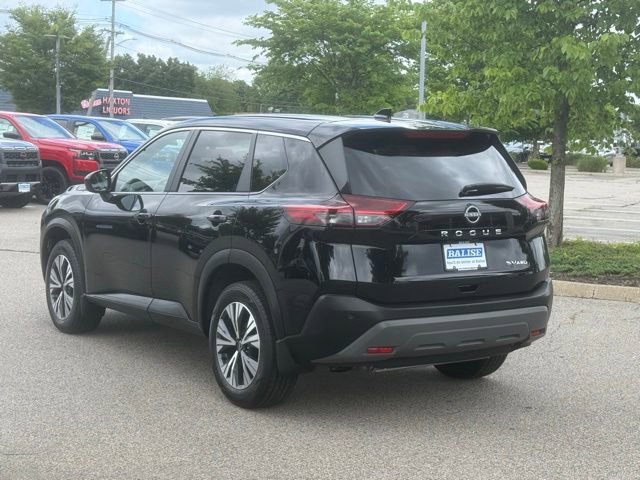 Used 2023 Nissan Rogue SV AWD/4WD image 9