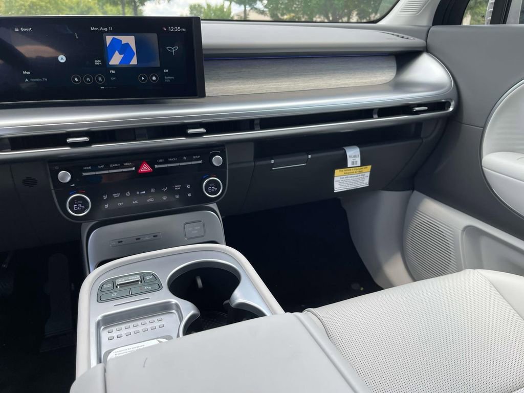 New 2026 Hyundai Ioniq 9 SEL image 18