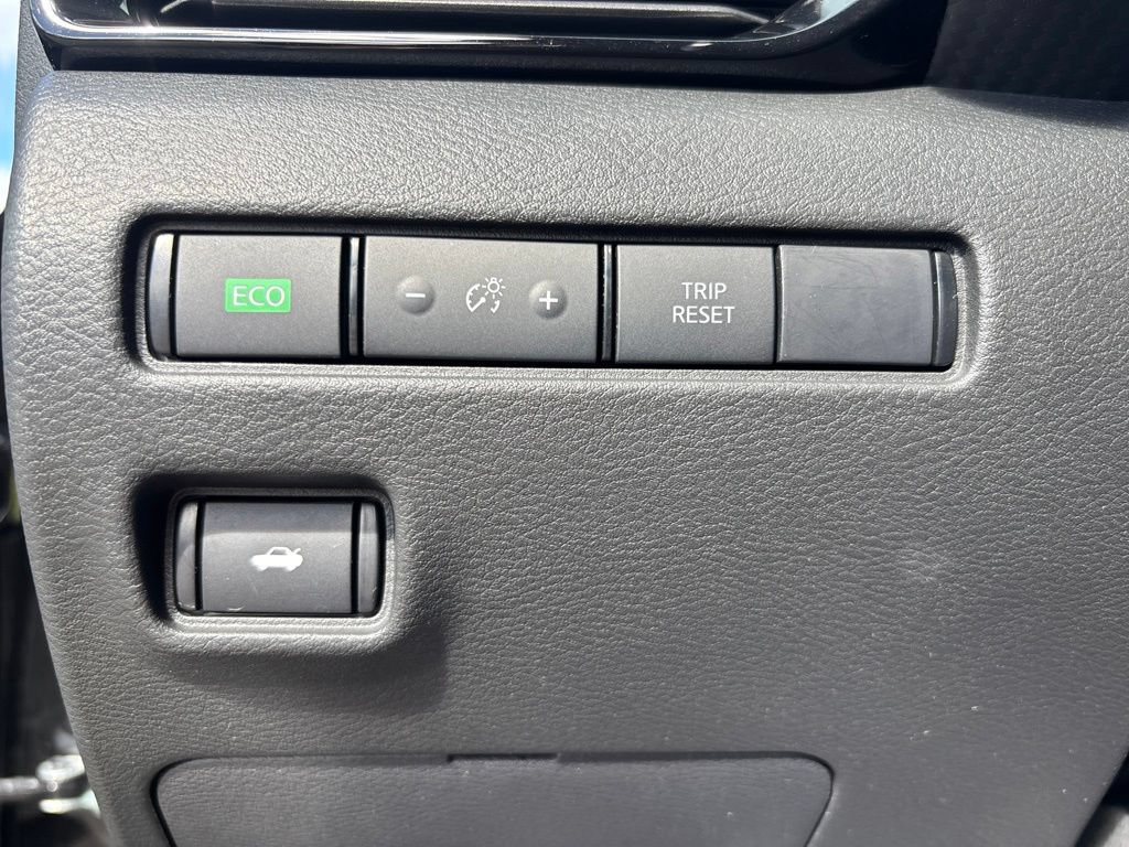 Used 2023 Nissan Sentra SV w/ All-Weather Package FWD image 18