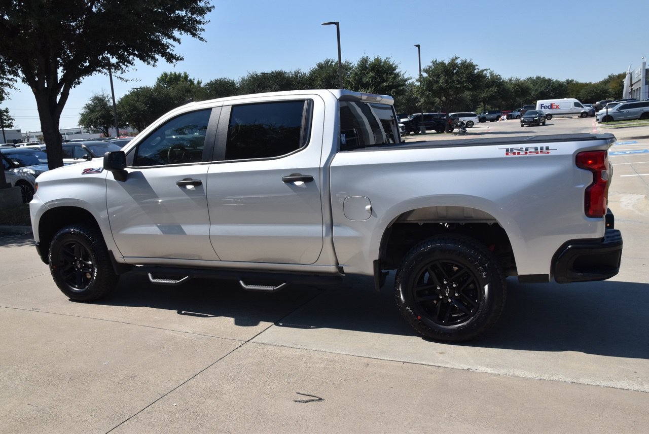 Used 2021 Chevrolet Silverado 1500 Custom Trail Boss AWD/4WD image 11