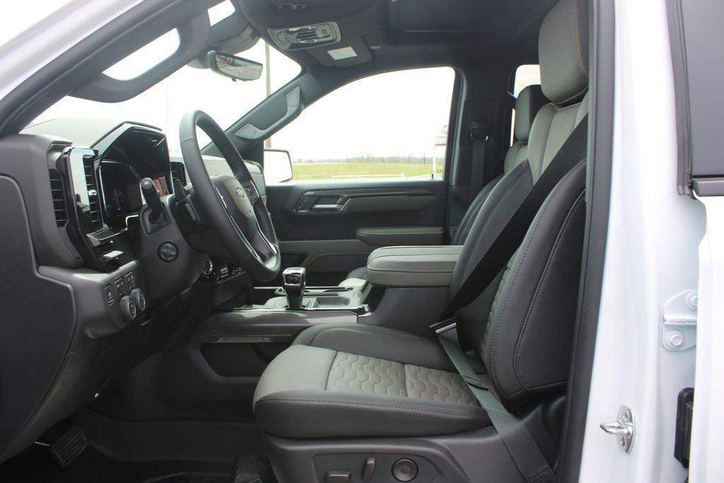 New 2026 Chevrolet Silverado 1500 ZR2 image 21