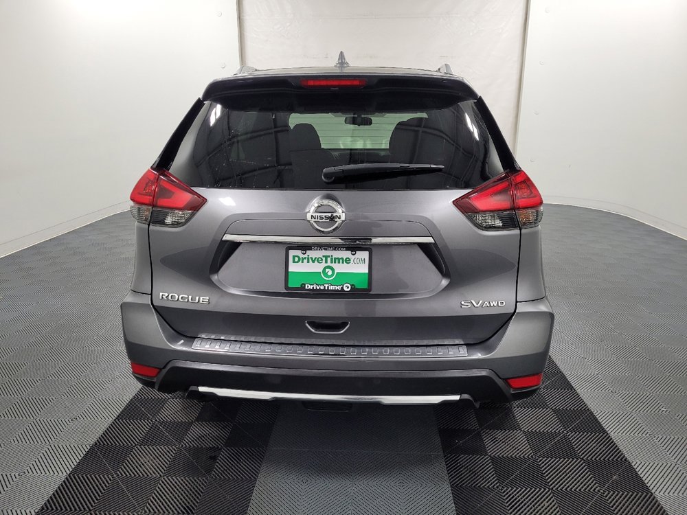Used 2018 Nissan Rogue SV w/ Premium Package image 7