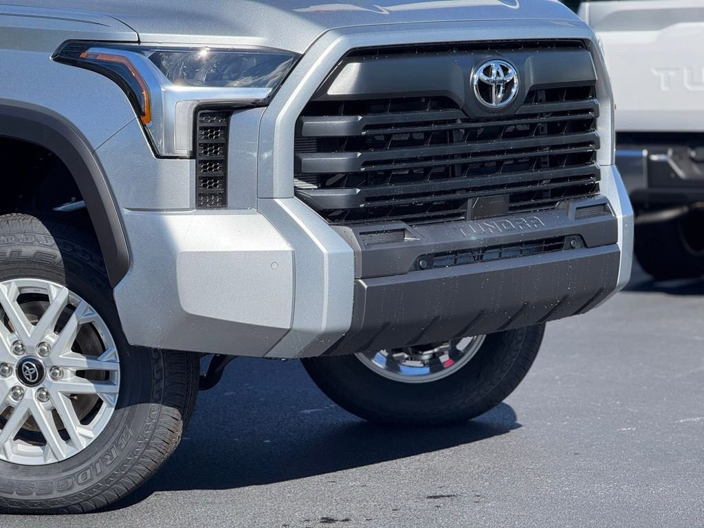 New 2026 Toyota Tundra SR5 AWD/4WD image 4