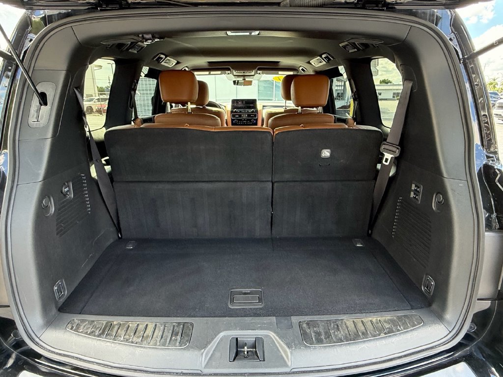 Used 2024 INFINITI QX80 Sensory AWD/4WD image 16