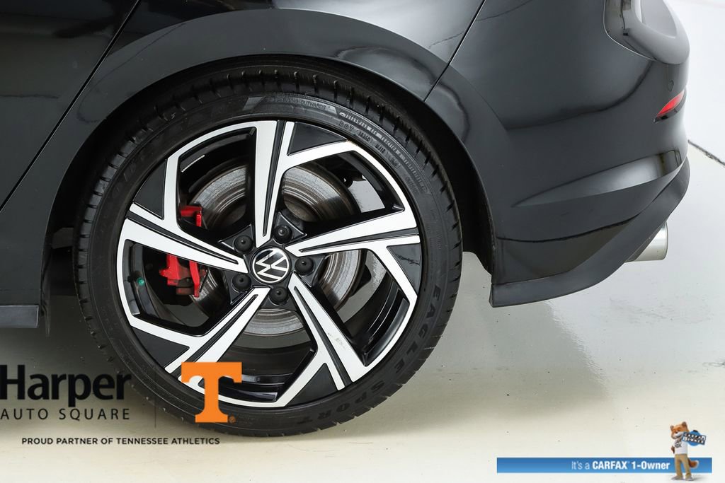Used 2024 Volkswagen GTI SE w/ SE Leather Seats Package FWD image 6