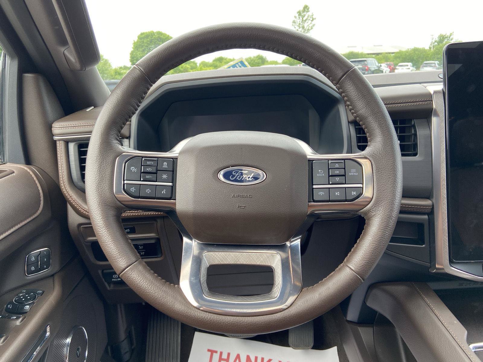 Used 2024 Ford Expedition Max King Ranch AWD/4WD image 27