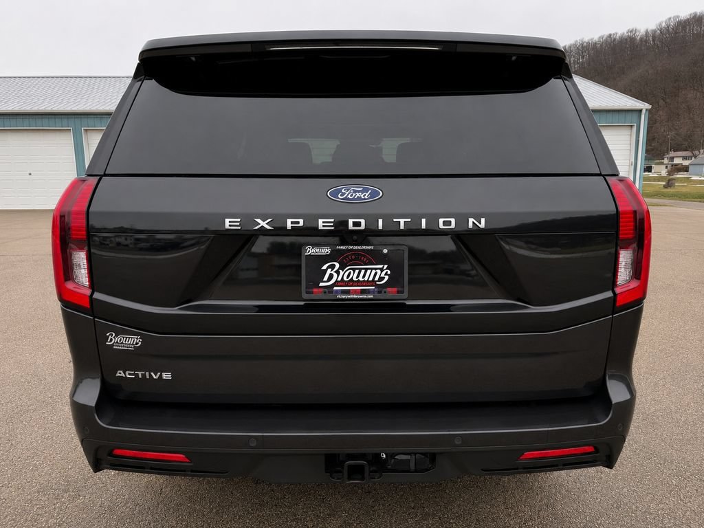 Used 2025 Ford Expedition Active AWD/4WD image 6