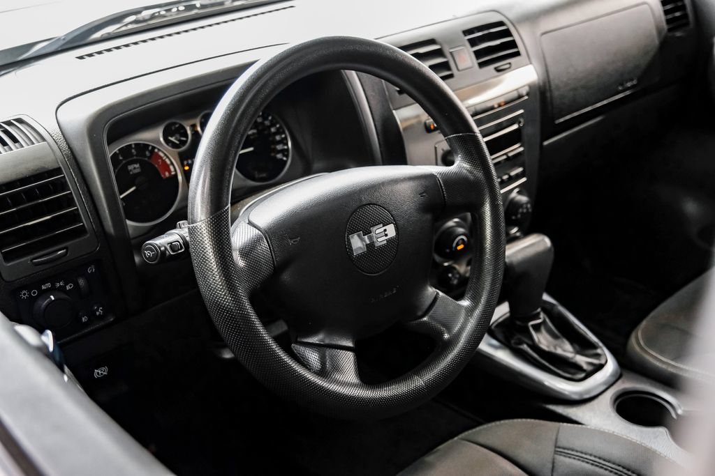 Used 2009 HUMMER H3 AWD/4WD image 25