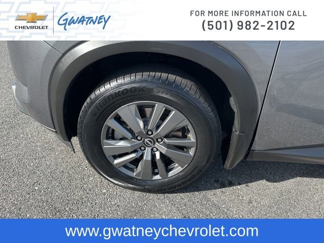 Used 2024 Nissan Pathfinder S image 9