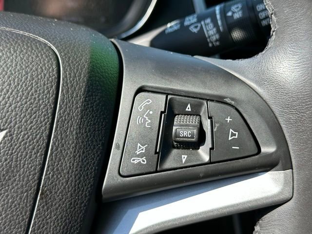 Used 2021 Chevrolet Trax LT w/ Redline Edition image 14