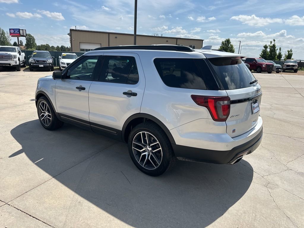 Used 2017 Ford Explorer Sport w/ Equipment Group 401A AWD/4WD image 34