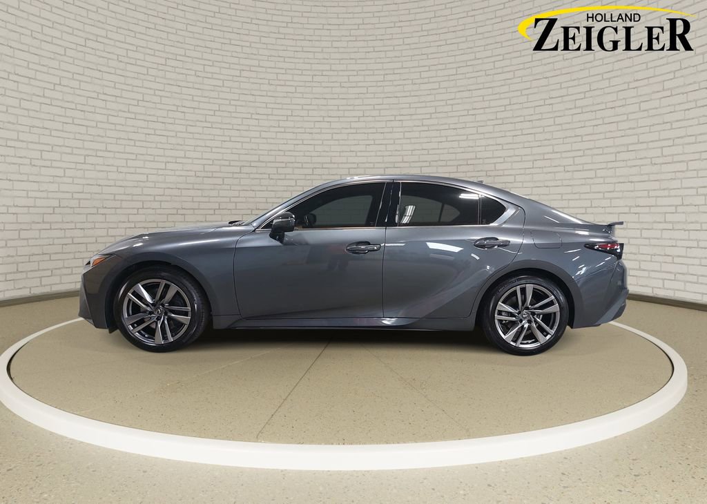 Used 2022 Lexus IS 300 AWD w/ Comfort Package image 8