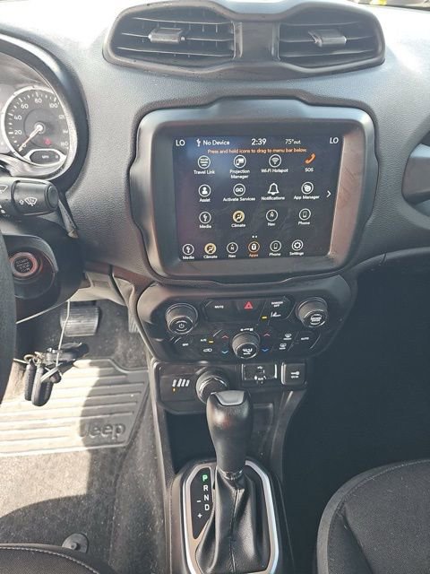 Used 2023 Jeep Renegade Latitude AWD/4WD image 14