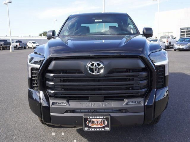 New 2025 Toyota Tundra SR5 image 7