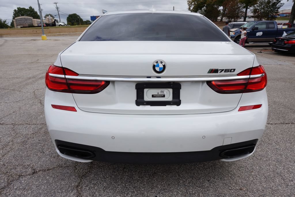 Used 2016 BMW 750i xDrive AWD/4WD image 7