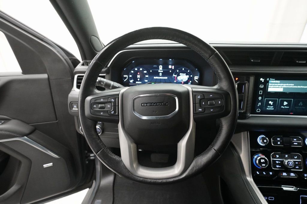 Used 2022 GMC Yukon Denali image 4