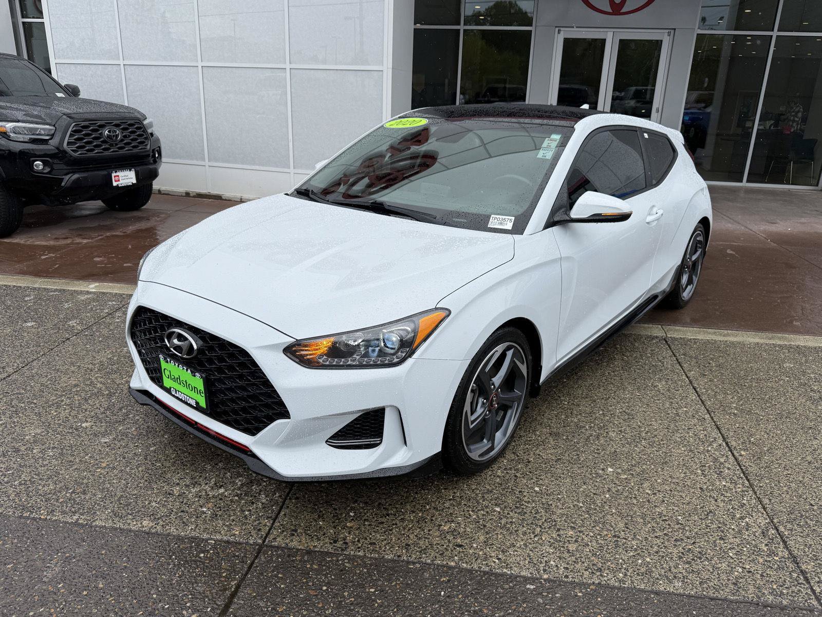 Used 2020 Hyundai Veloster Turbo FWD image 2