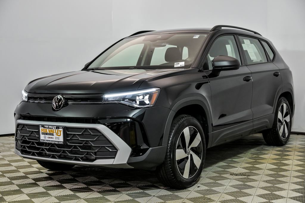 Used 2025 Volkswagen Taos S image 4