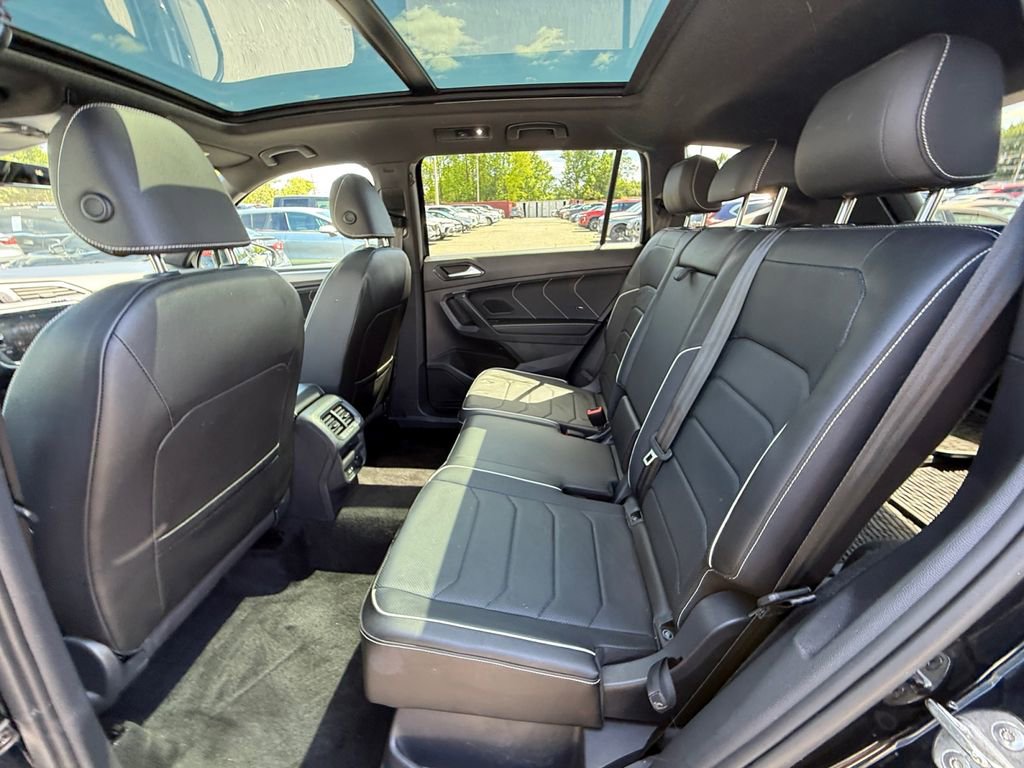 Used 2023 Volkswagen Tiguan SEL R-Line AWD/4WD image 24