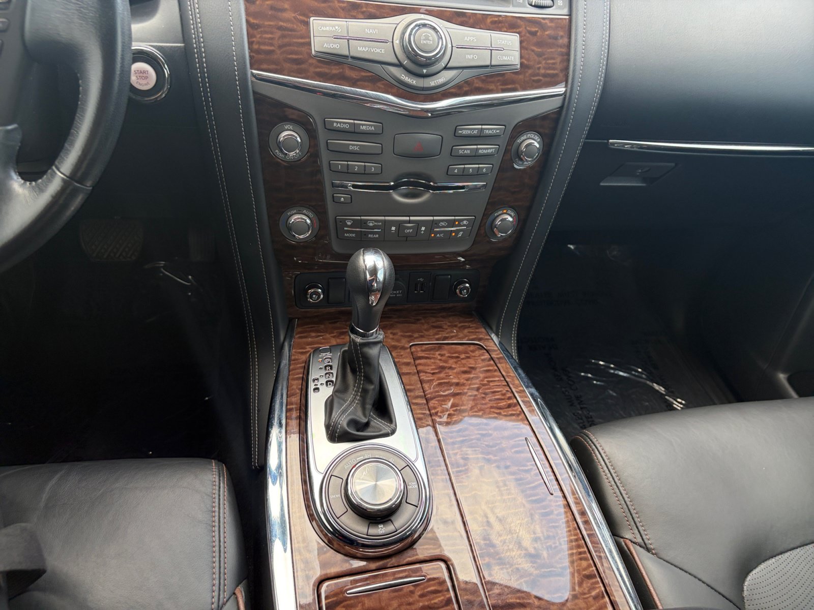 Used 2020 Nissan Armada Platinum w/ Captain's Chairs Package AWD/4WD image 27