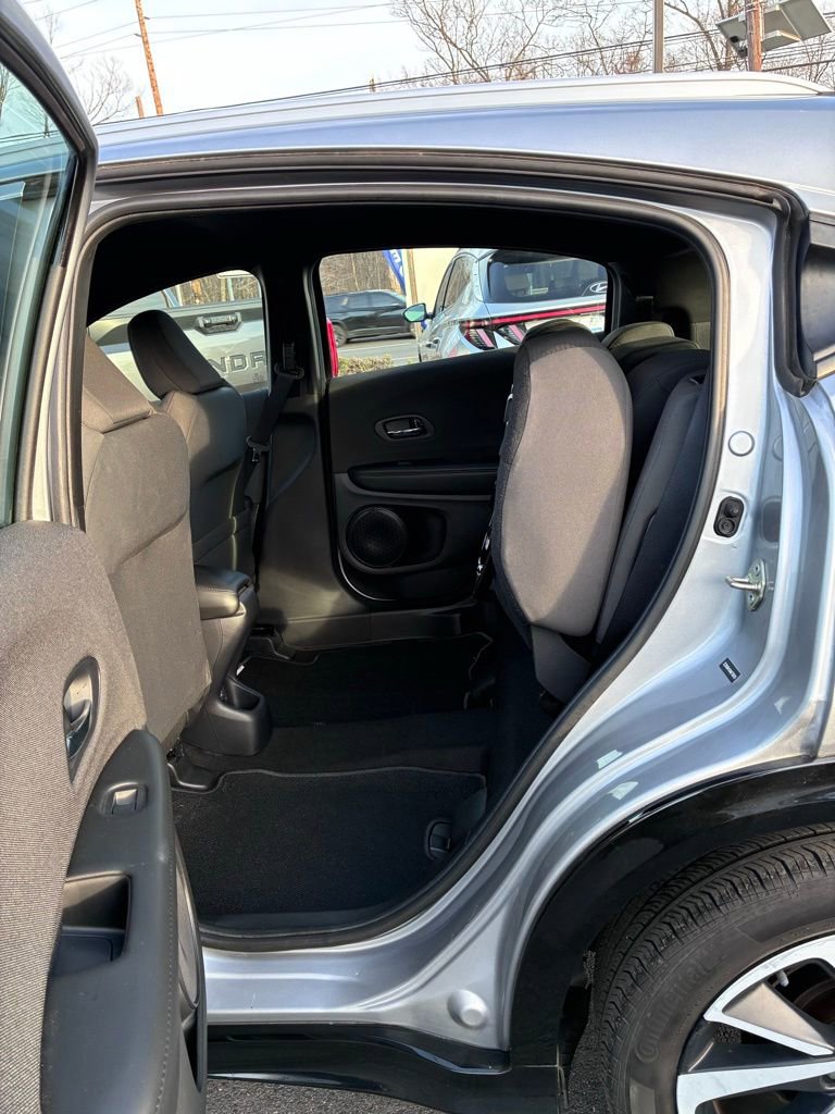 Used 2019 Honda HR-V Sport image 19