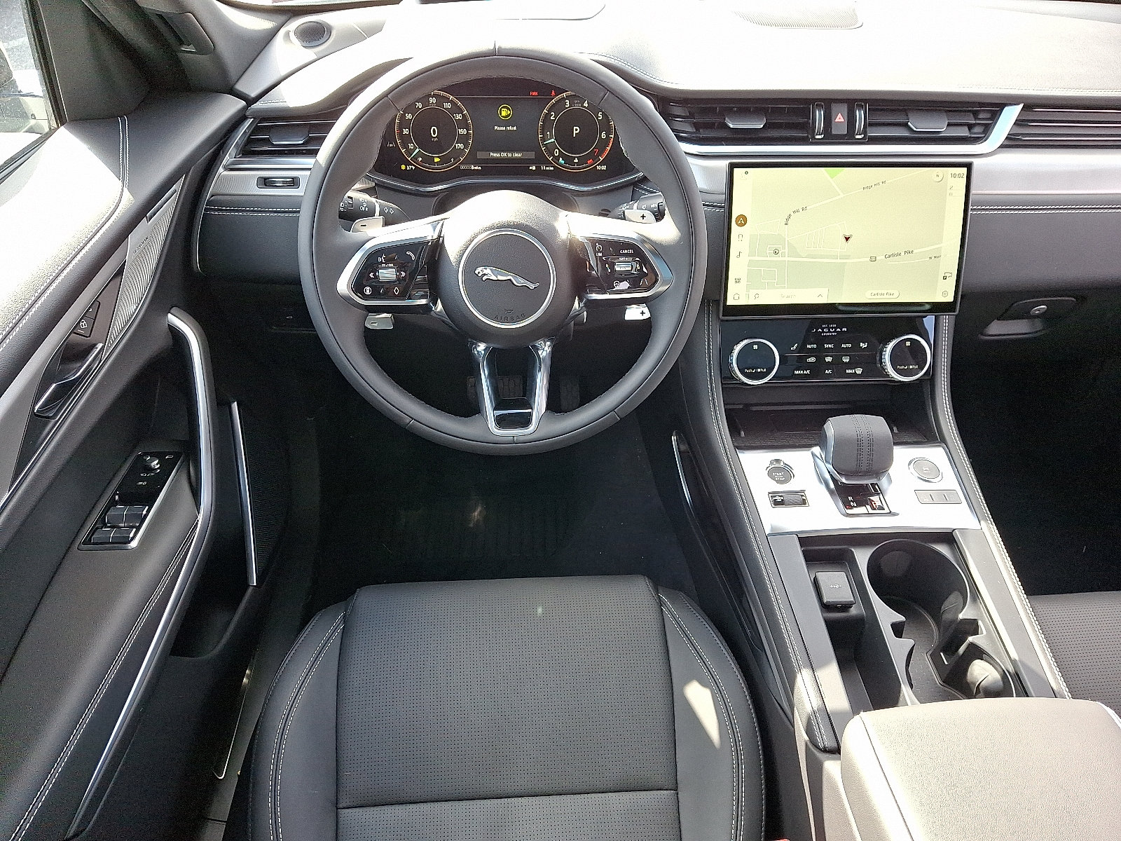 New 2026 Jaguar F-PACE R-Dynamic S AWD/4WD image 9