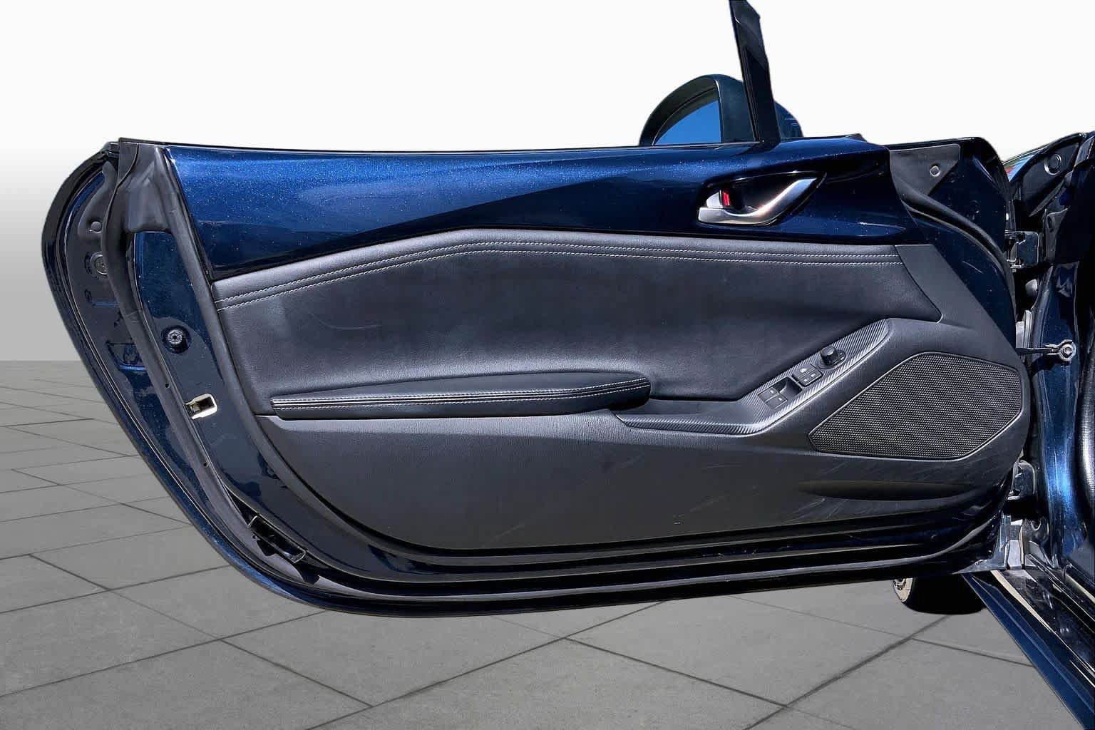 Used 2025 MAZDA MX-5 Miata RF Grand Touring RWD image 20