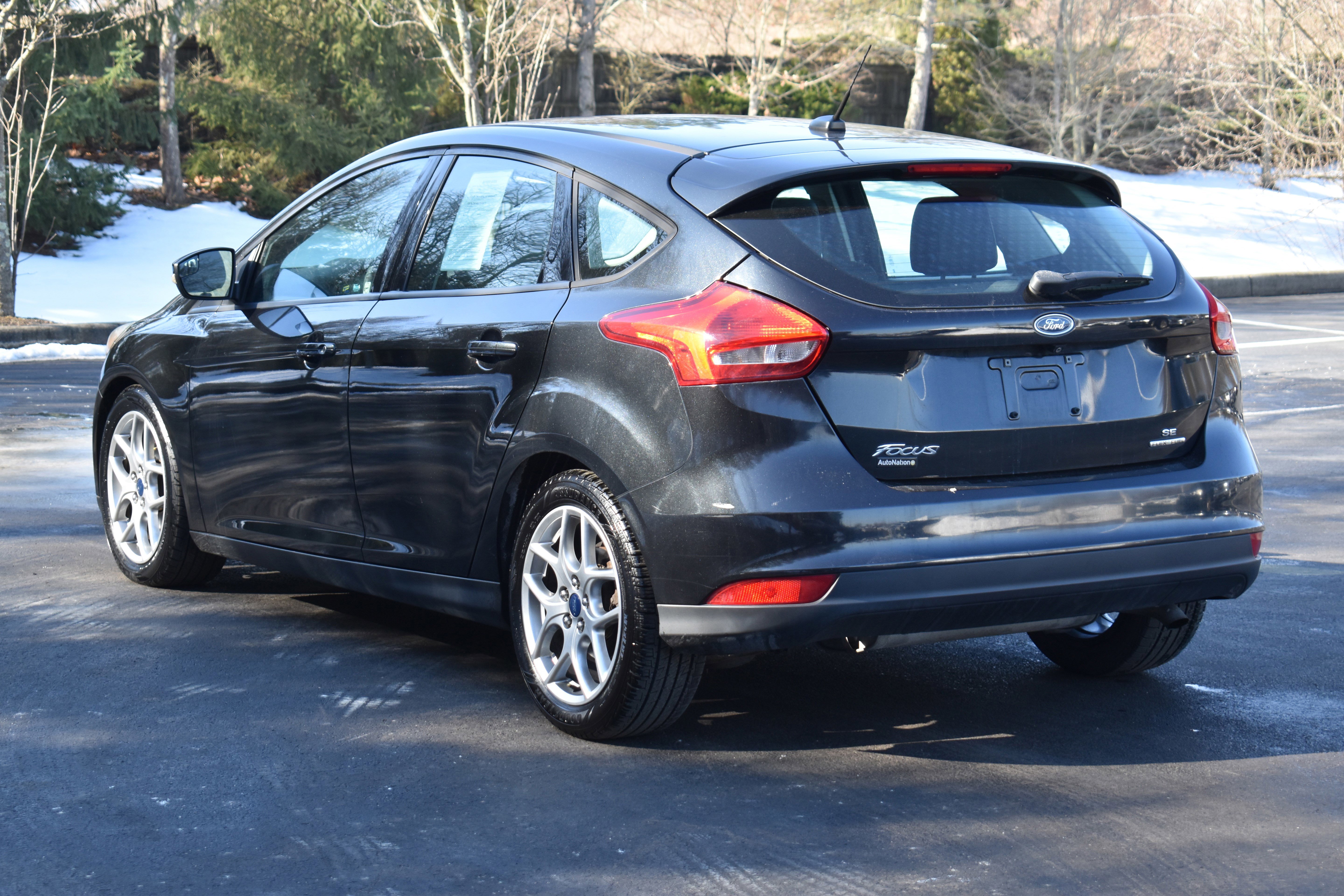 Used 2015 Ford Focus SE w/ Equipment Group 201A image 28