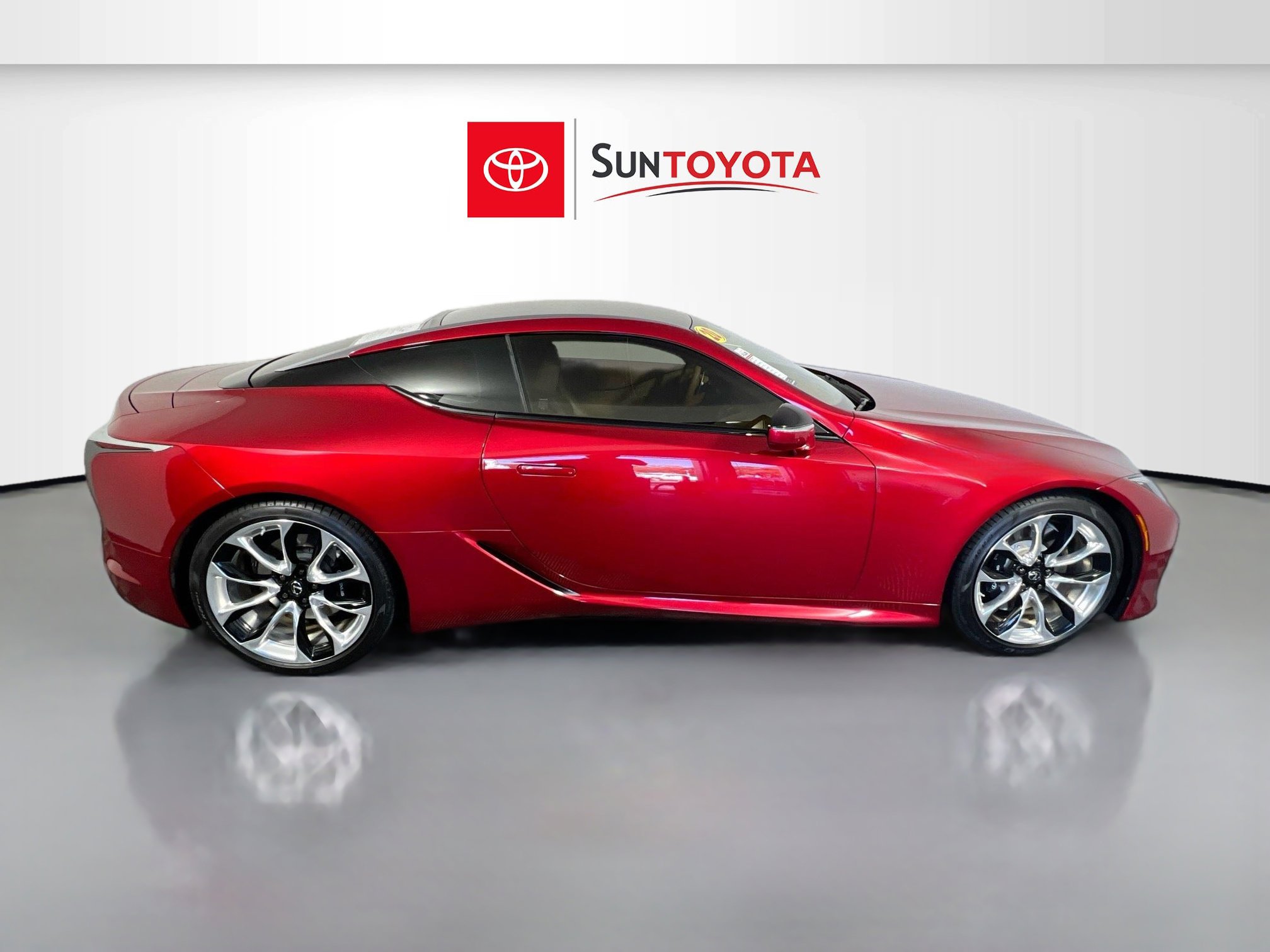 Used 2020 Lexus LC 500 Coupe w/ Performance Package image 2