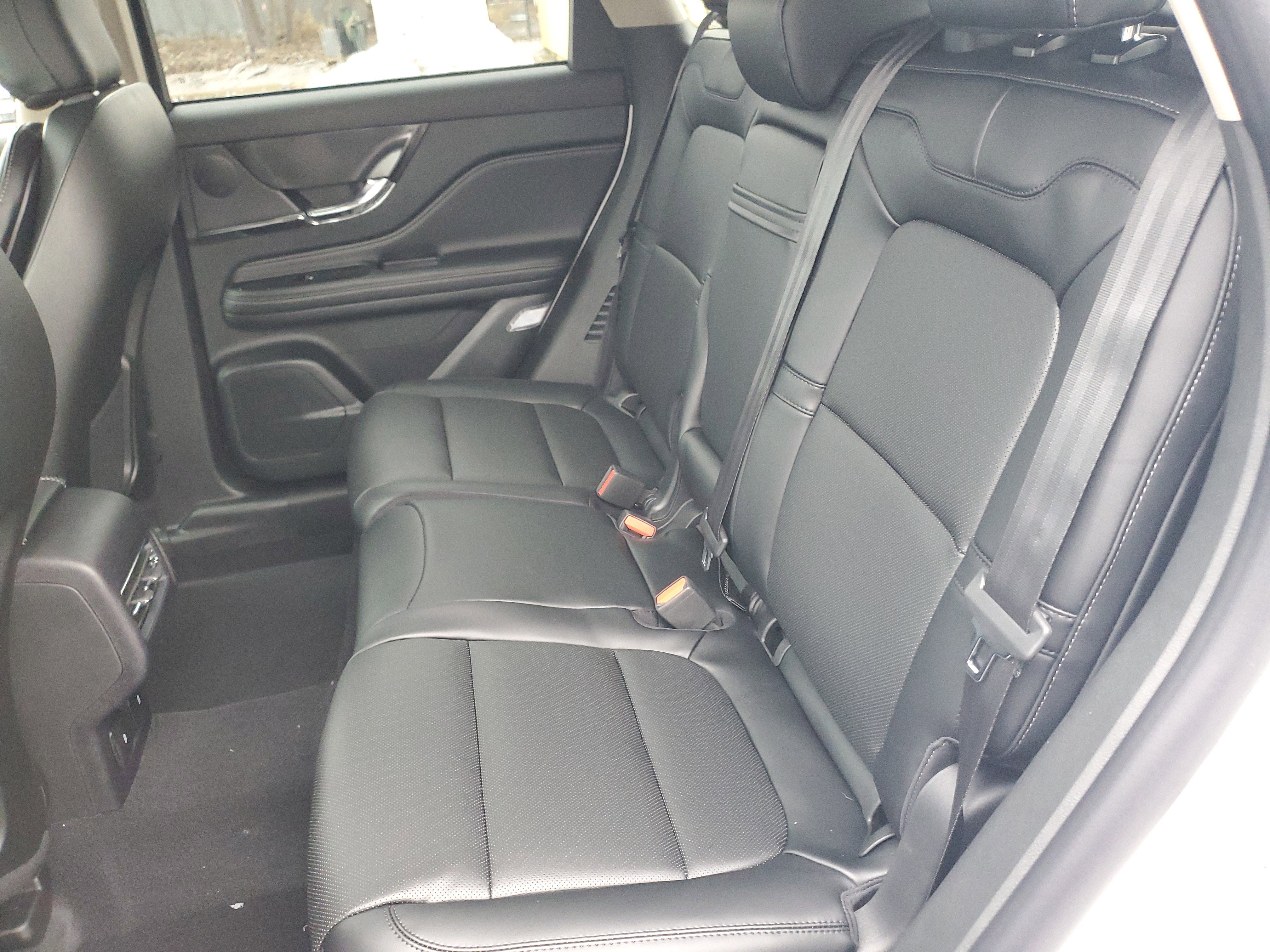 New 2026 Lincoln Corsair Premiere image 28