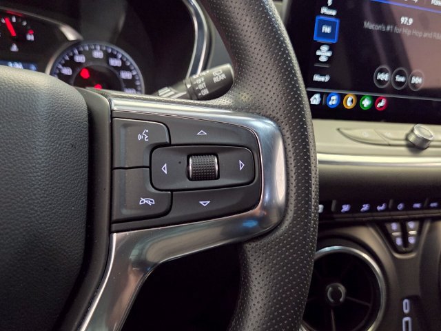 Used 2025 Chevrolet Blazer LT AWD/4WD image 24