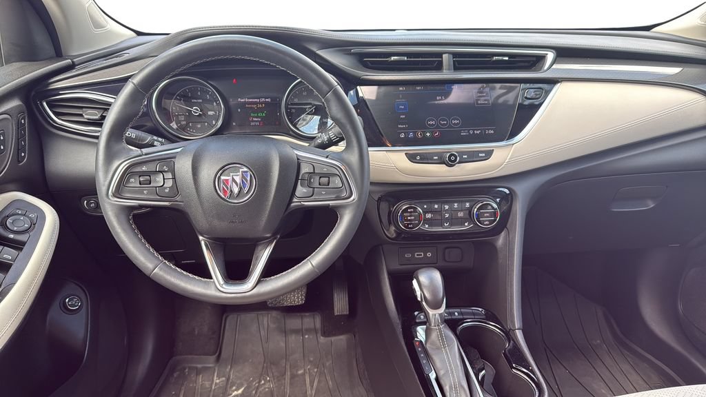 Used 2023 Buick Encore GX Essence w/ Experience Buick Package FWD image 9
