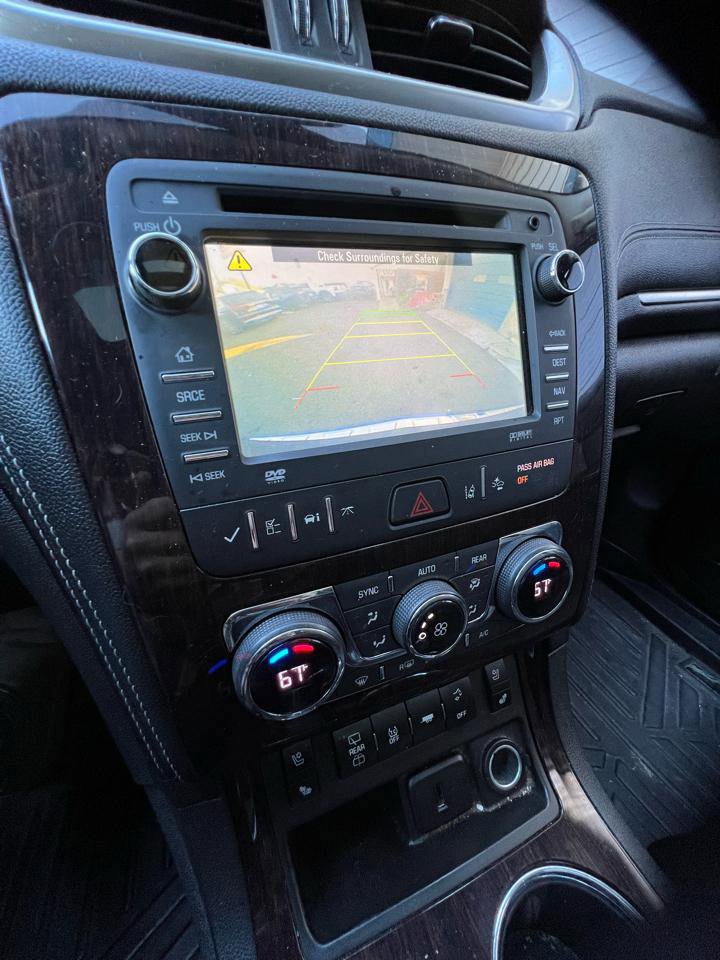 Used 2017 Chevrolet Traverse Premier FWD image 19