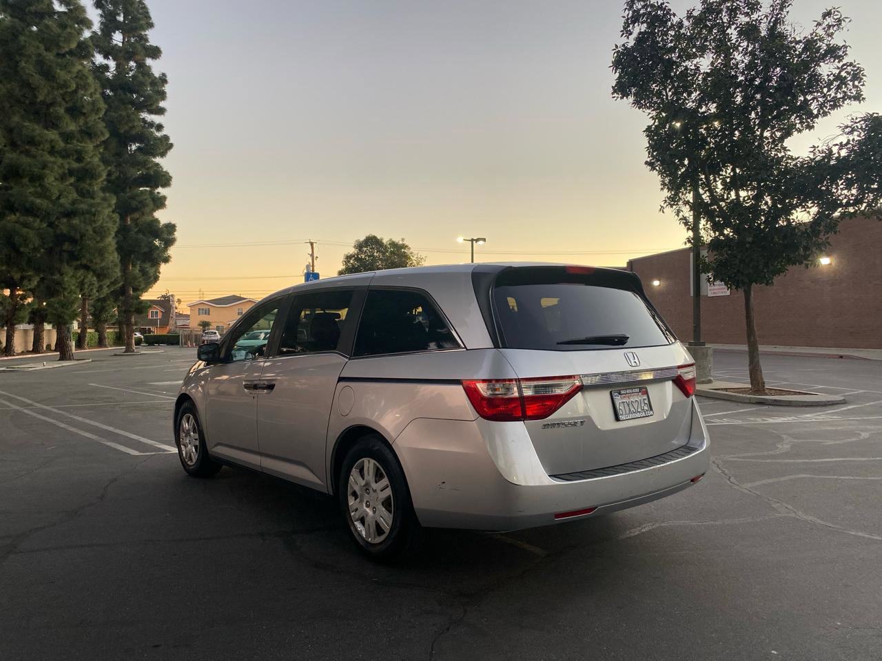 Used 2012 Honda Odyssey LX image 17