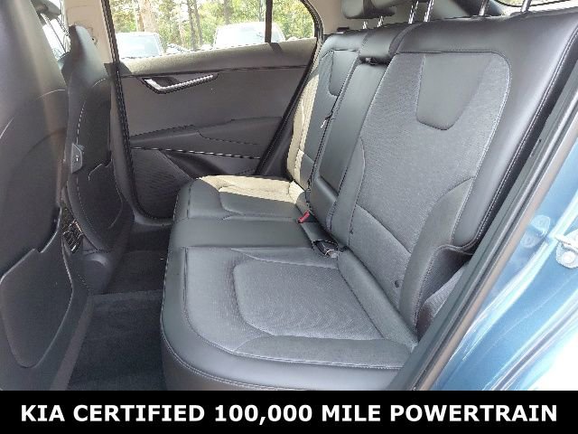 Certified 2025 Kia Niro SX FWD image 25