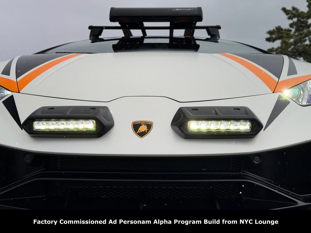 Used 2024 Lamborghini Huracan Sterrato image 15