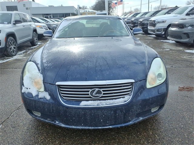 Used 2004 Lexus SC 430 Convertible image 2