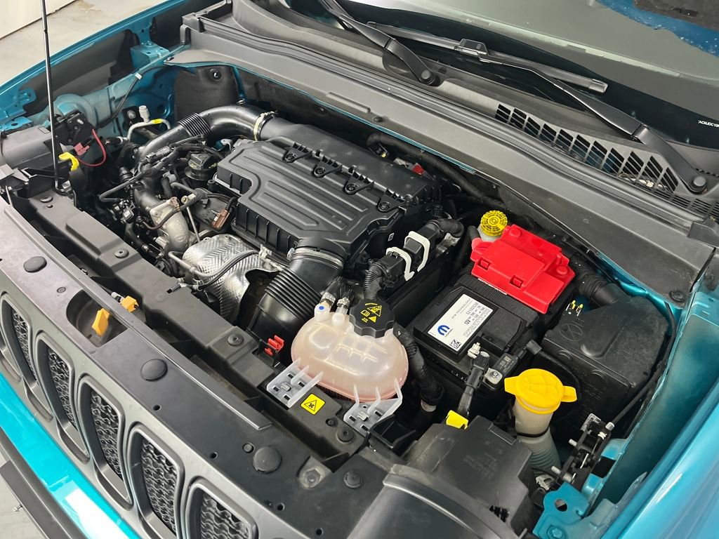 Used 2022 Jeep Renegade Trailhawk w/ Sun/Sound Group image 11