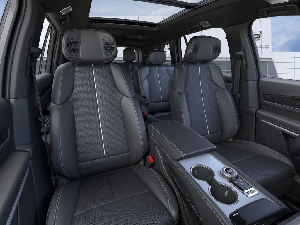 New 2026 Cadillac Vistiq Luxury w/ LPO, Floor Liner Package image 16