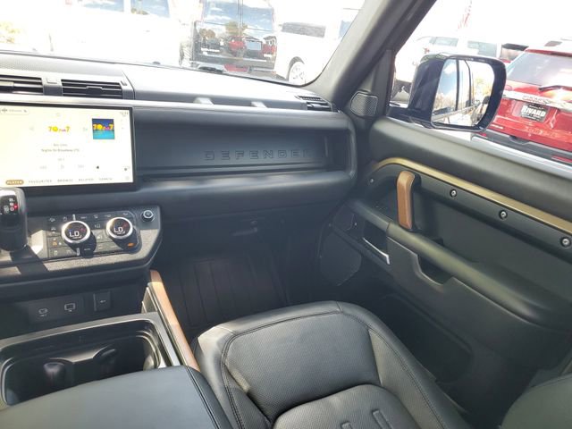 Used 2023 Land Rover Defender 110 X image 14