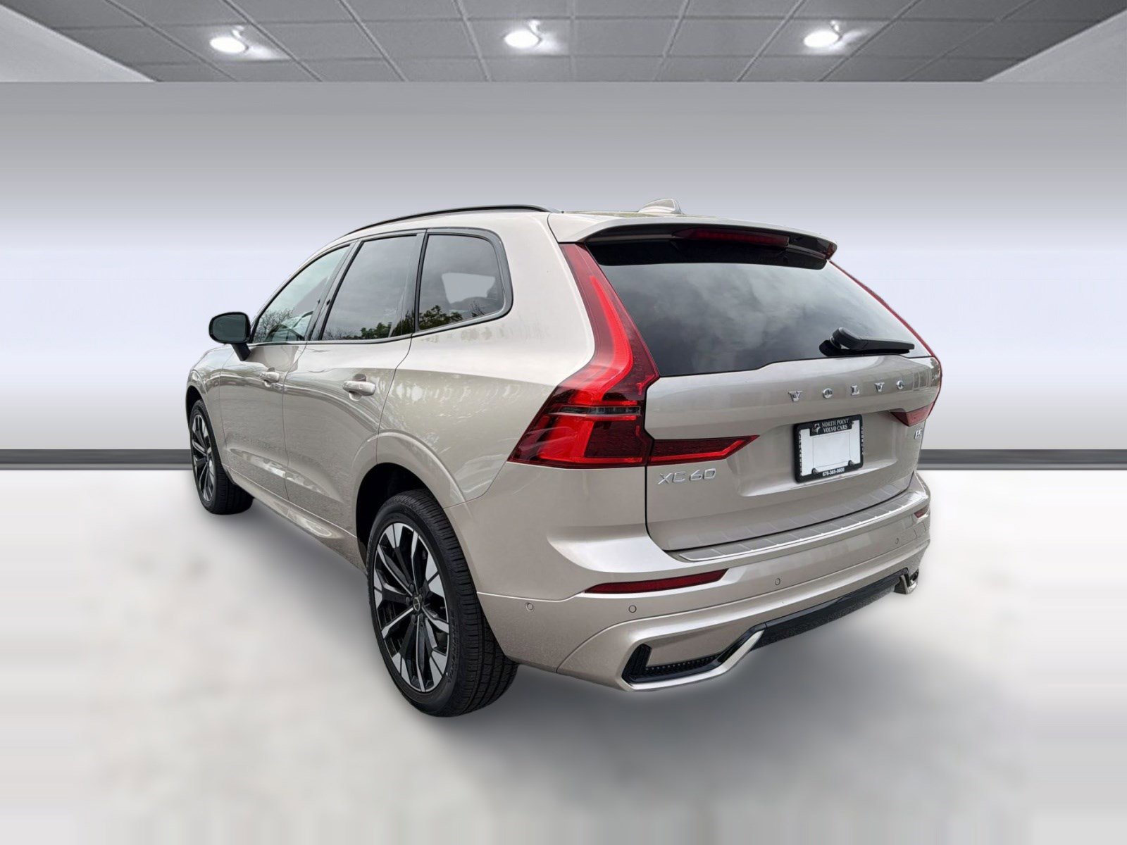 New 2026 Volvo XC60 B5 Plus w/ Protection Package Premier AWD/4WD image 3