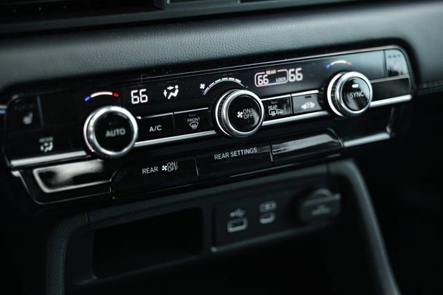 Certified 2025 Honda Pilot EX-L image 38