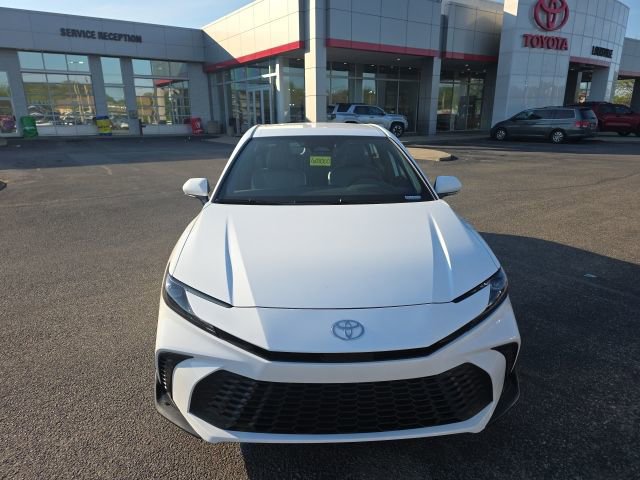 New 2026 Toyota Camry SE FWD image 2