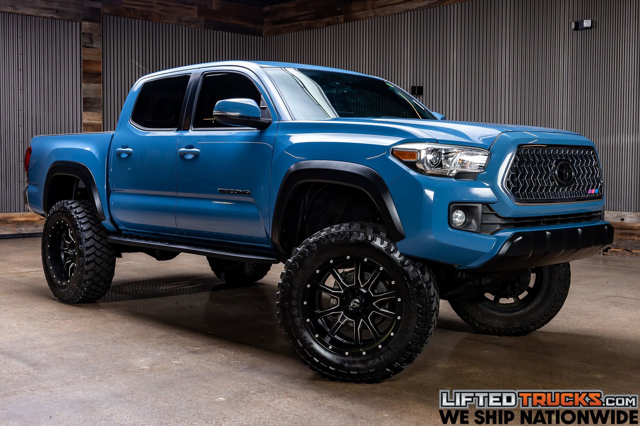 Used 2019 Toyota Tacoma TRD Off-Road AWD/4WD image 1