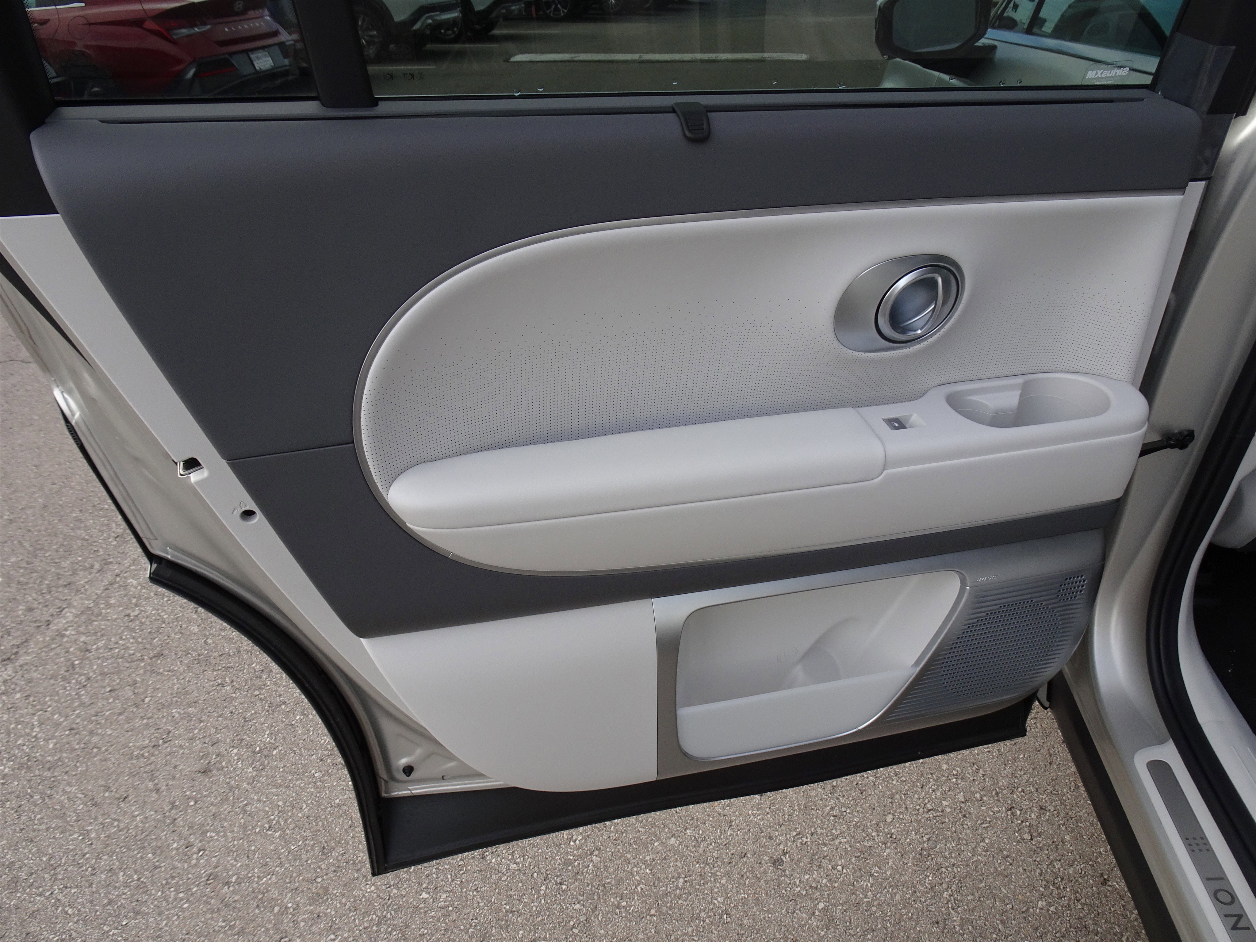 New 2026 Hyundai Ioniq 9 Calligraphy image 18