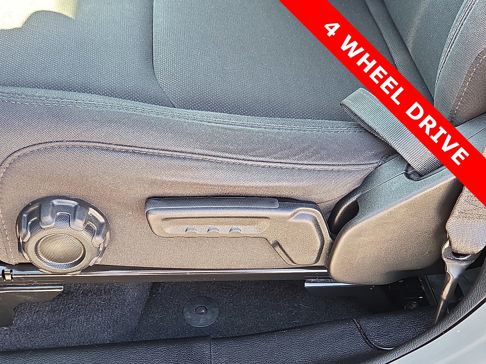 Used 2021 Jeep Wrangler Unlimited Sport AWD/4WD image 14