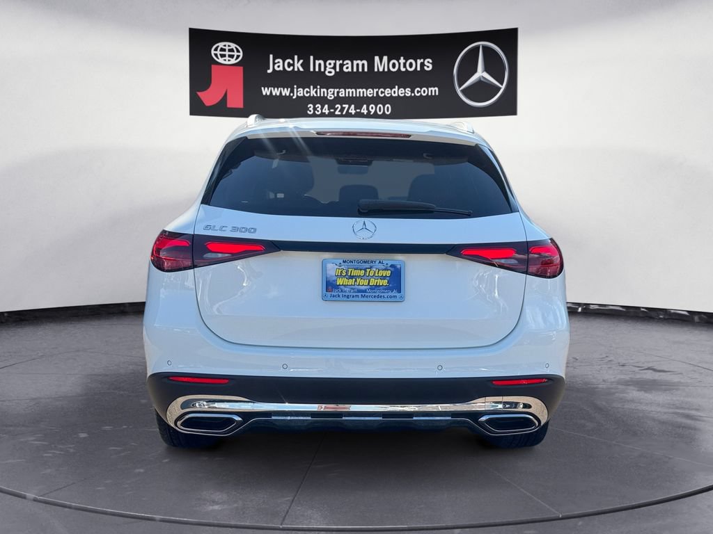Certified 2026 Mercedes-Benz GLC 300 image 4