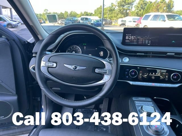 Used 2022 Genesis GV70 2.5T w/ Select Package AWD/4WD image 16