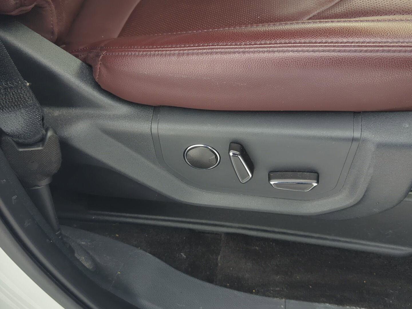 Used 2022 Ford Expedition Max Limited image 31